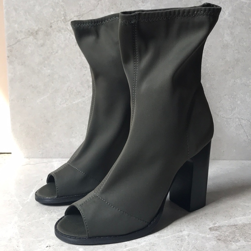 NIB UO Open Toe Glove Boot